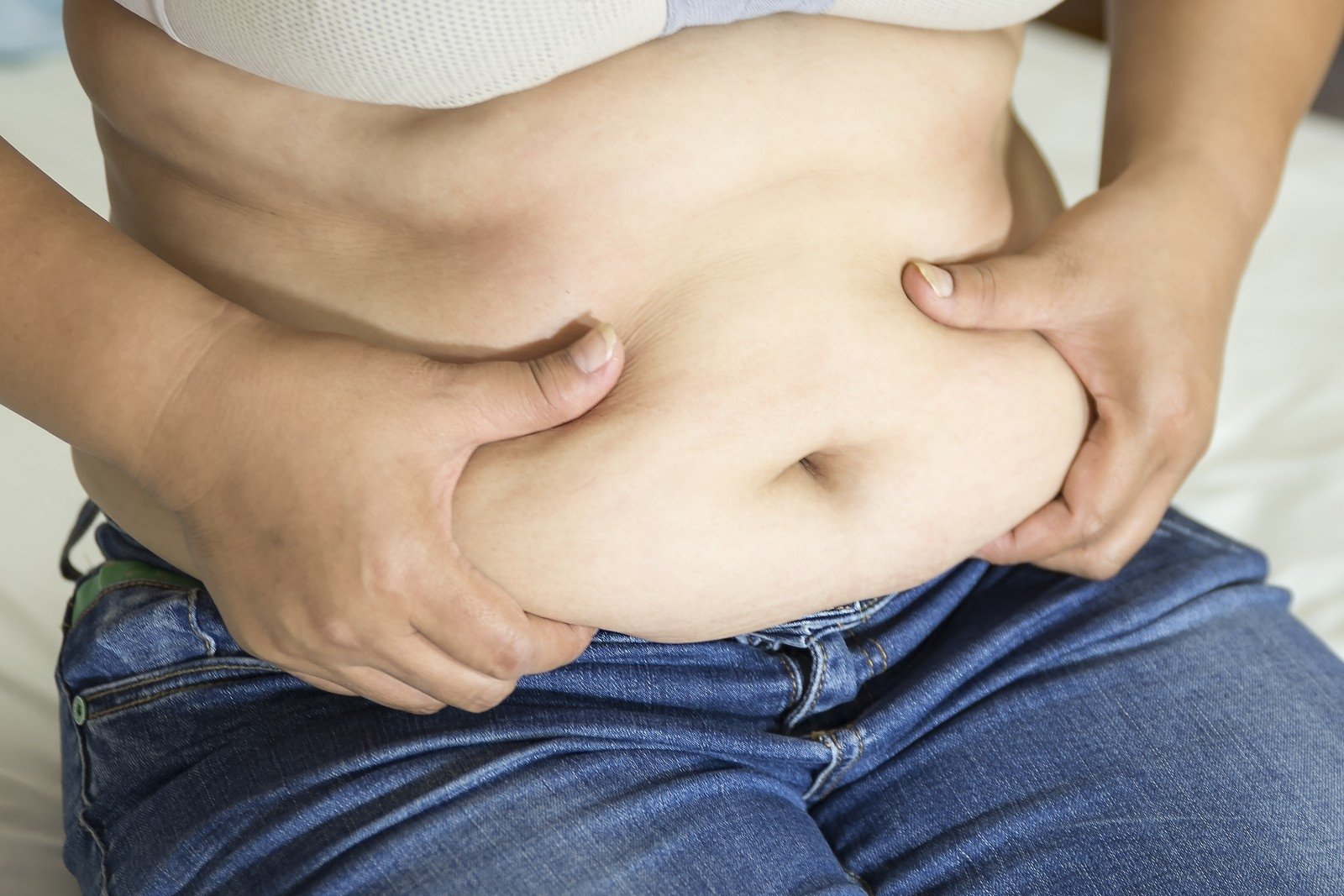 atsisėsti norint numesti pilvo riebalus ar polinesoieji riebalai gali padėti numesti svorio