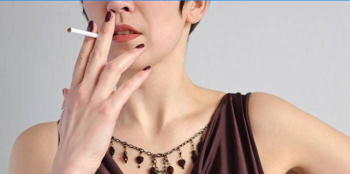 ar cigaretės numeta svorį eph 100 riebalų deginimo medžiagų apykaitos pablogėjimas