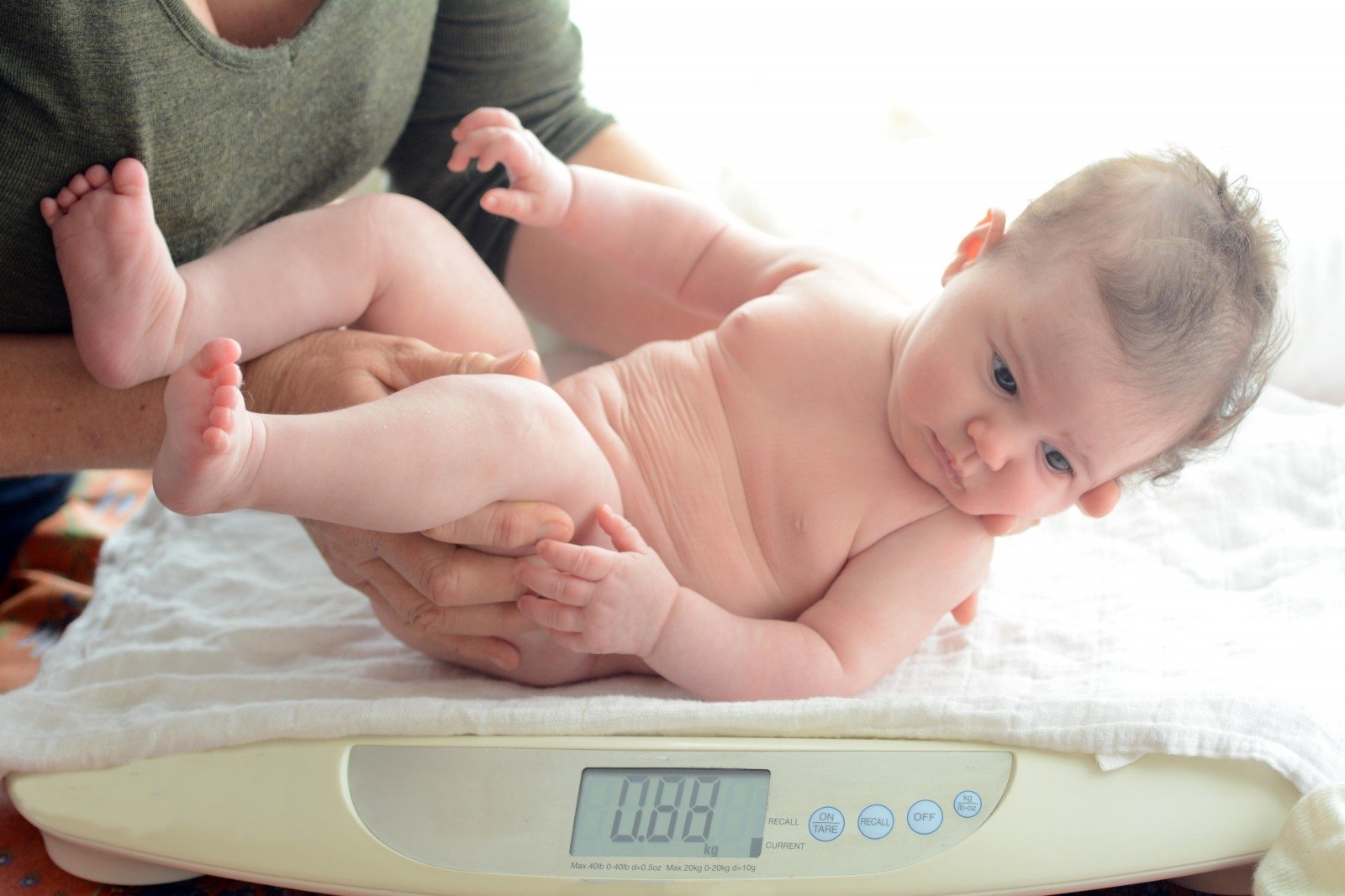 normalus kūdikio svorio kritimas lengvi pilvo riebalų deginimo patarimai